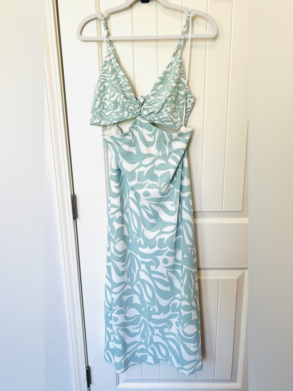 Abercrombie Cutout Midi Dress - Medium - Picture 3 of 7